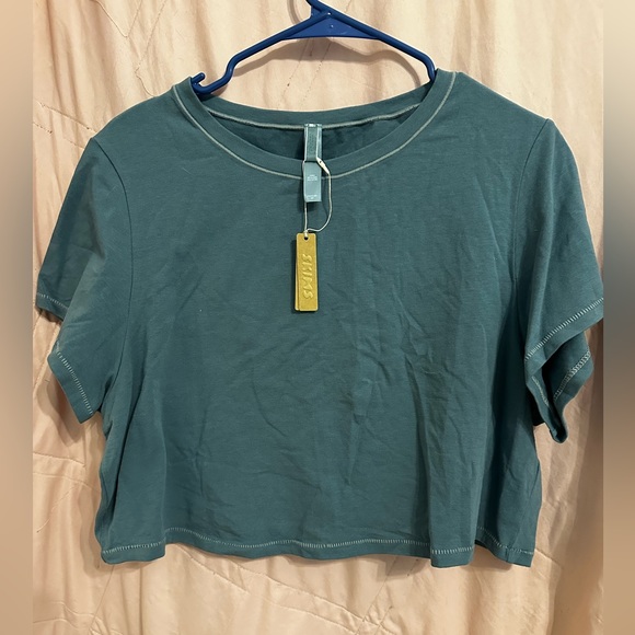 SKIMS Tops Nwt Skims Cotton Jersey Super Cropped Tshirt Poshmark